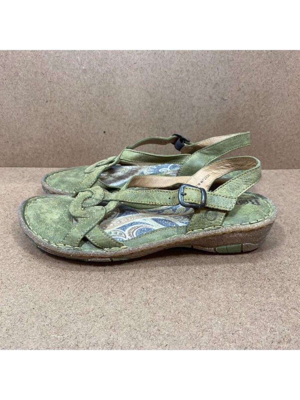 Born Womens Green Leather Slingback Sandals Size 11/43 M Paisley Footbed Casual